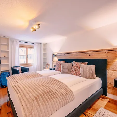 Haus Richard Falch - Inklusive Kostenloser Premium-sommerkarte Sankt Anton am Arlberg